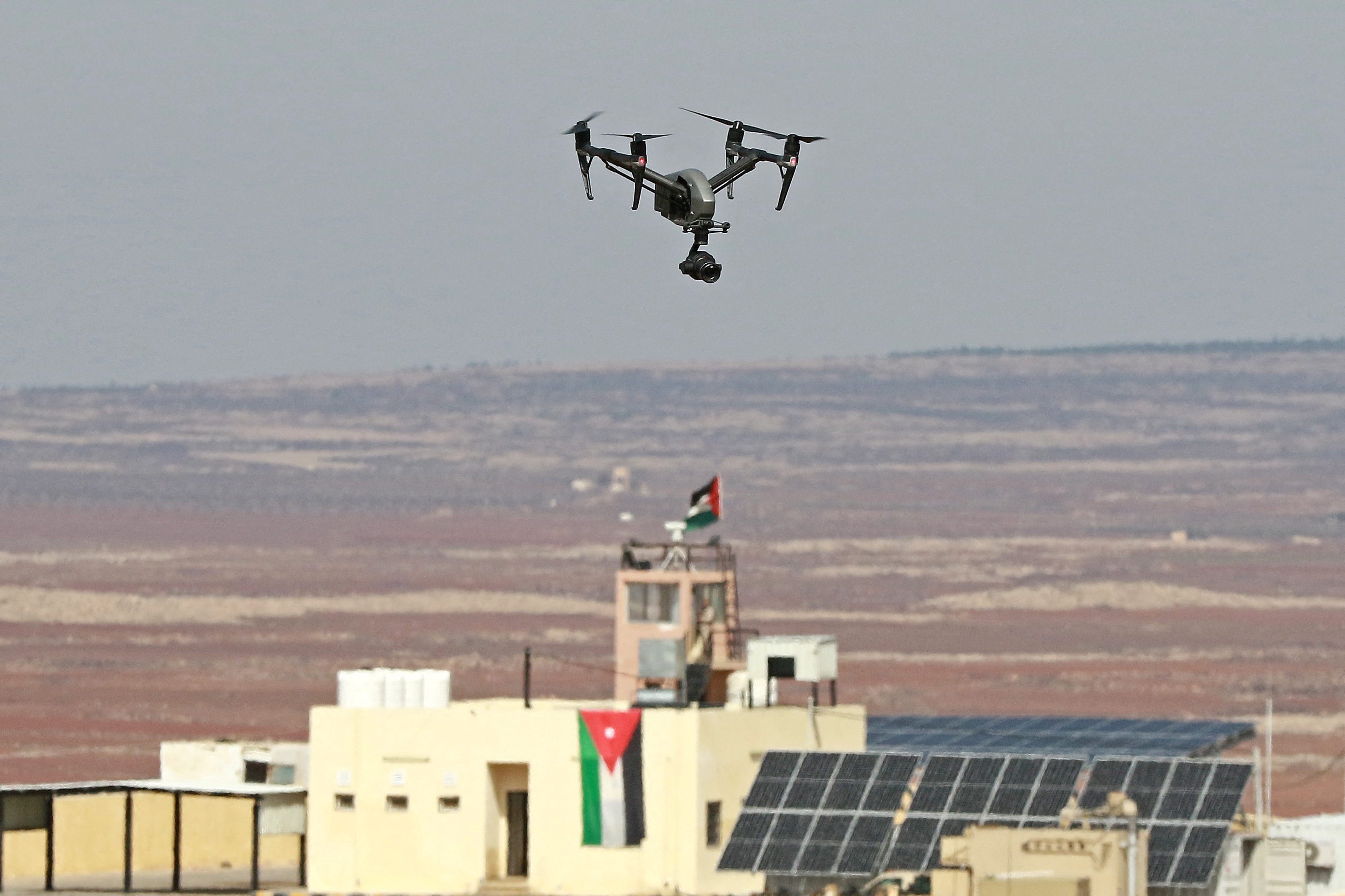 Militarii americani au confundat drona kamikaze care le-a atacat baza secretă din Iordania cu o dronă de-ale lor