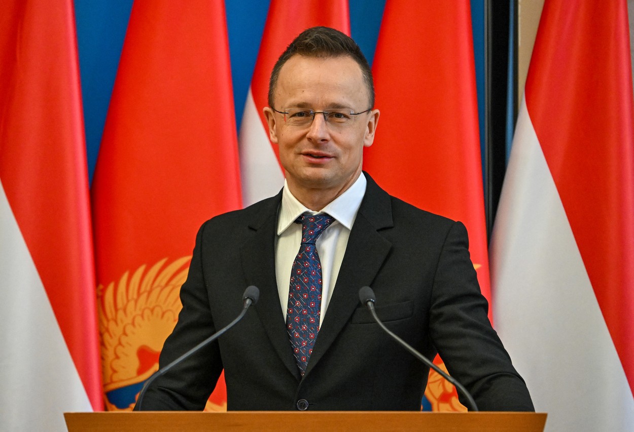 Peter Szijjarto: Ungaria construieşte noi conexiuni energetice cu România şi Serbia