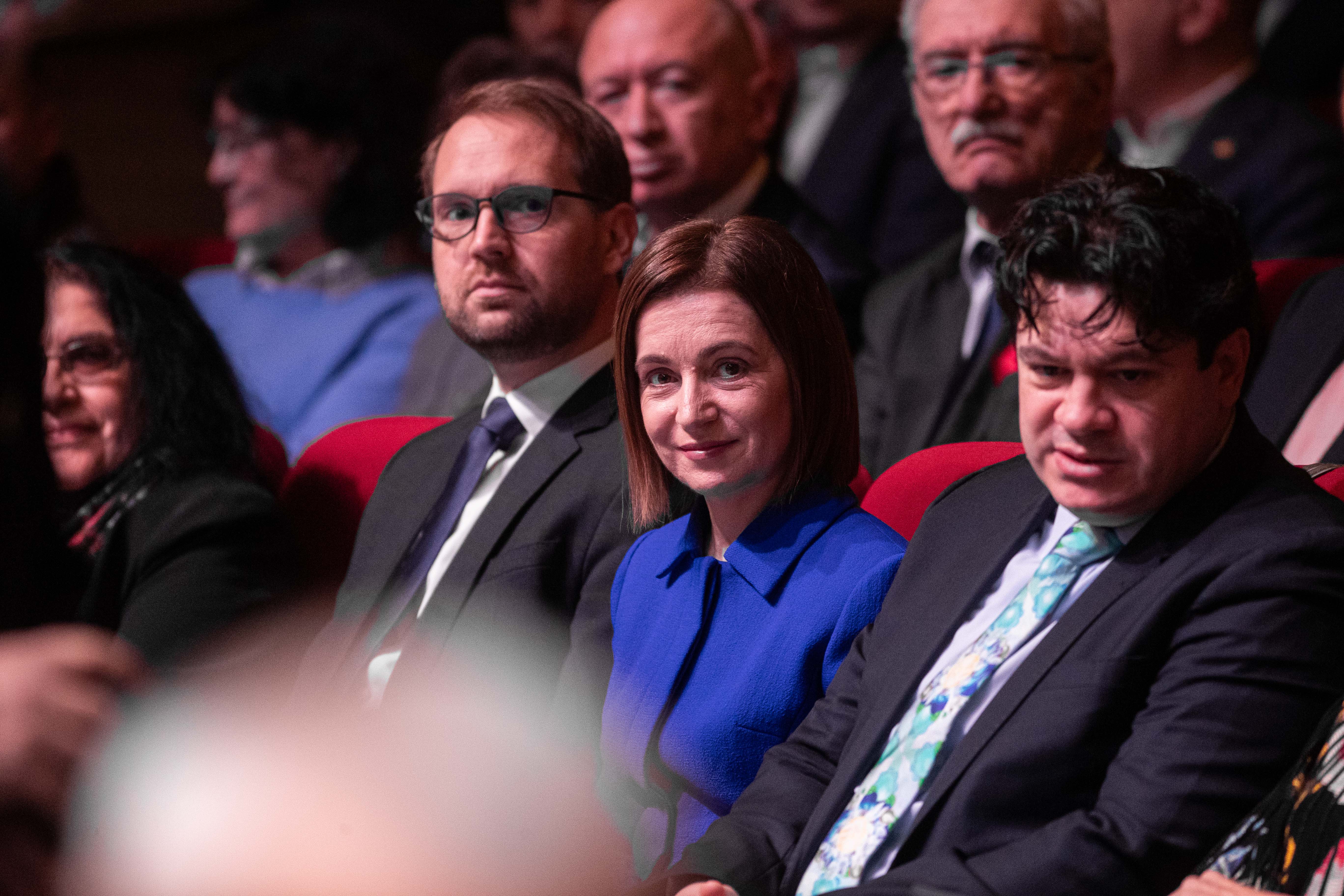 Fritz, după ce premiul primit de Maia Sandu la Timişoara a fost contestat la Chişinău: „Noi încă nu am virat aceşti bani”
