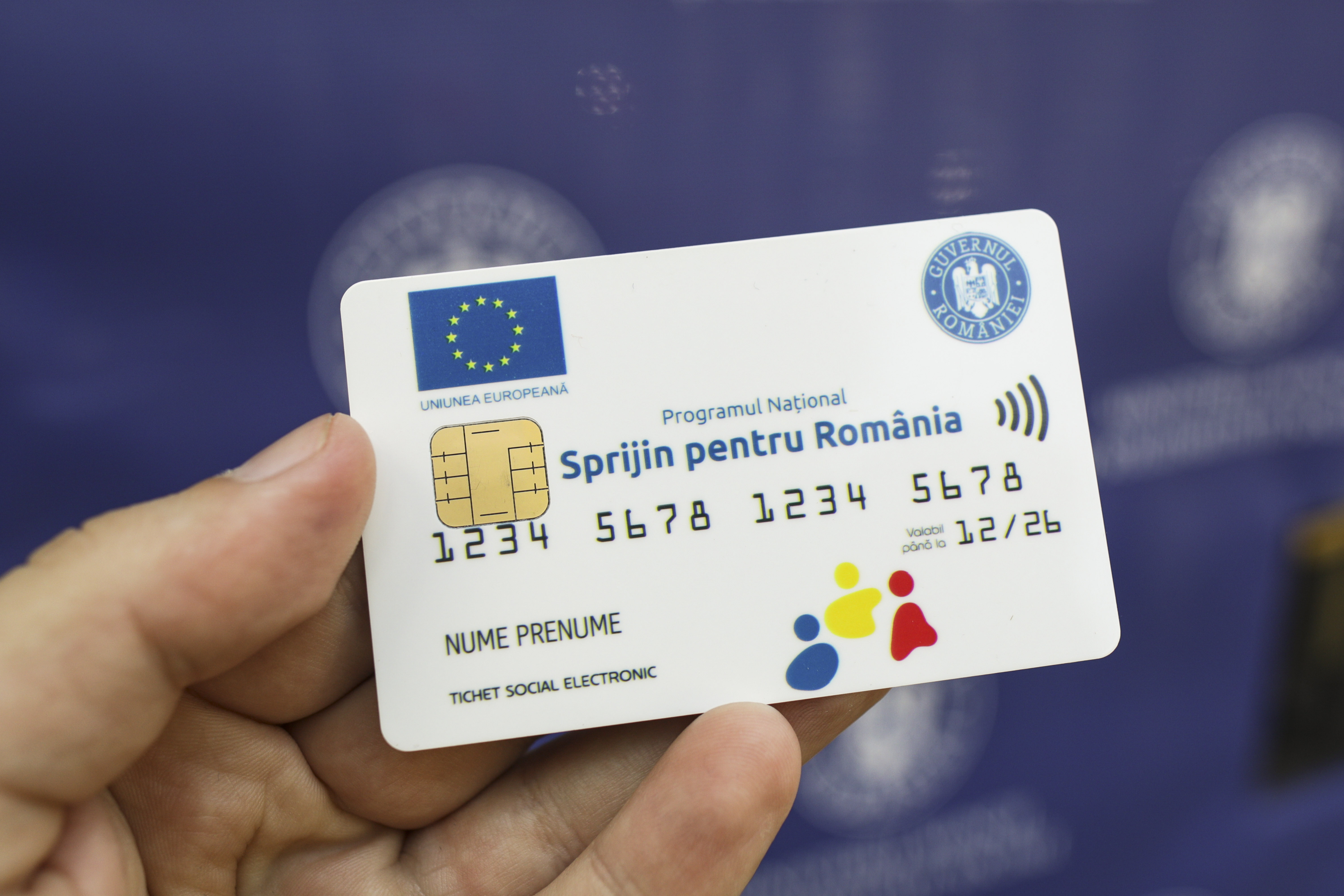 Vouchere sociale 2024: Când intră prima tranșă de bani pe carduri