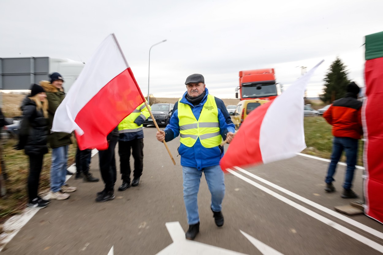 Polonia obține concesii la Bruxelles. UE va controla importurile de cereale din Ucraina