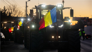 Fermieri cu tractoare protestează în România