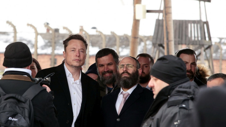 Elon Musk visits Auschwitz