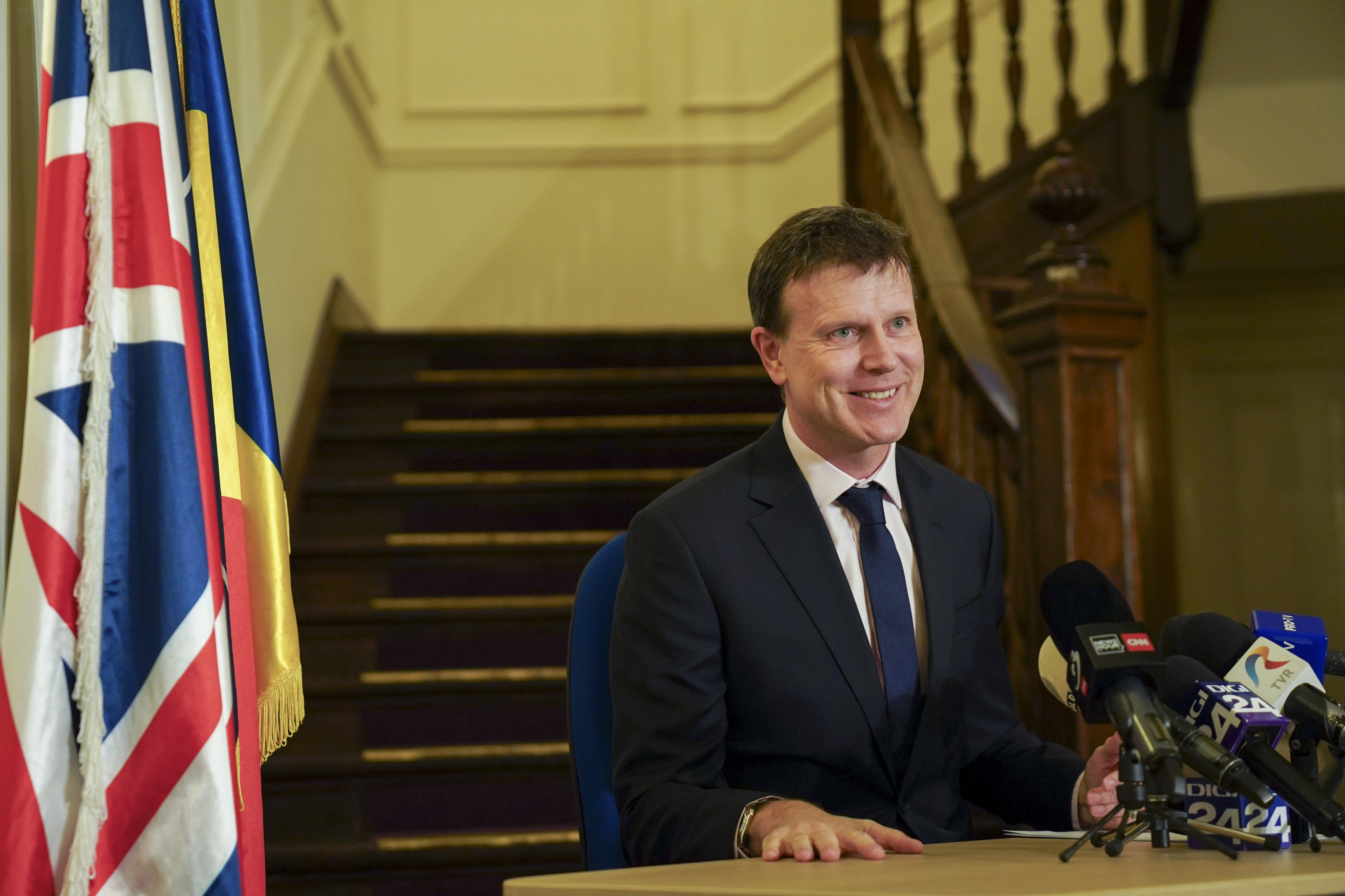 Noul ambasador al Regatului Unit în România își începe mandatul. Prioritățile lui Giles Portman: apărarea şi securitatea în regiune