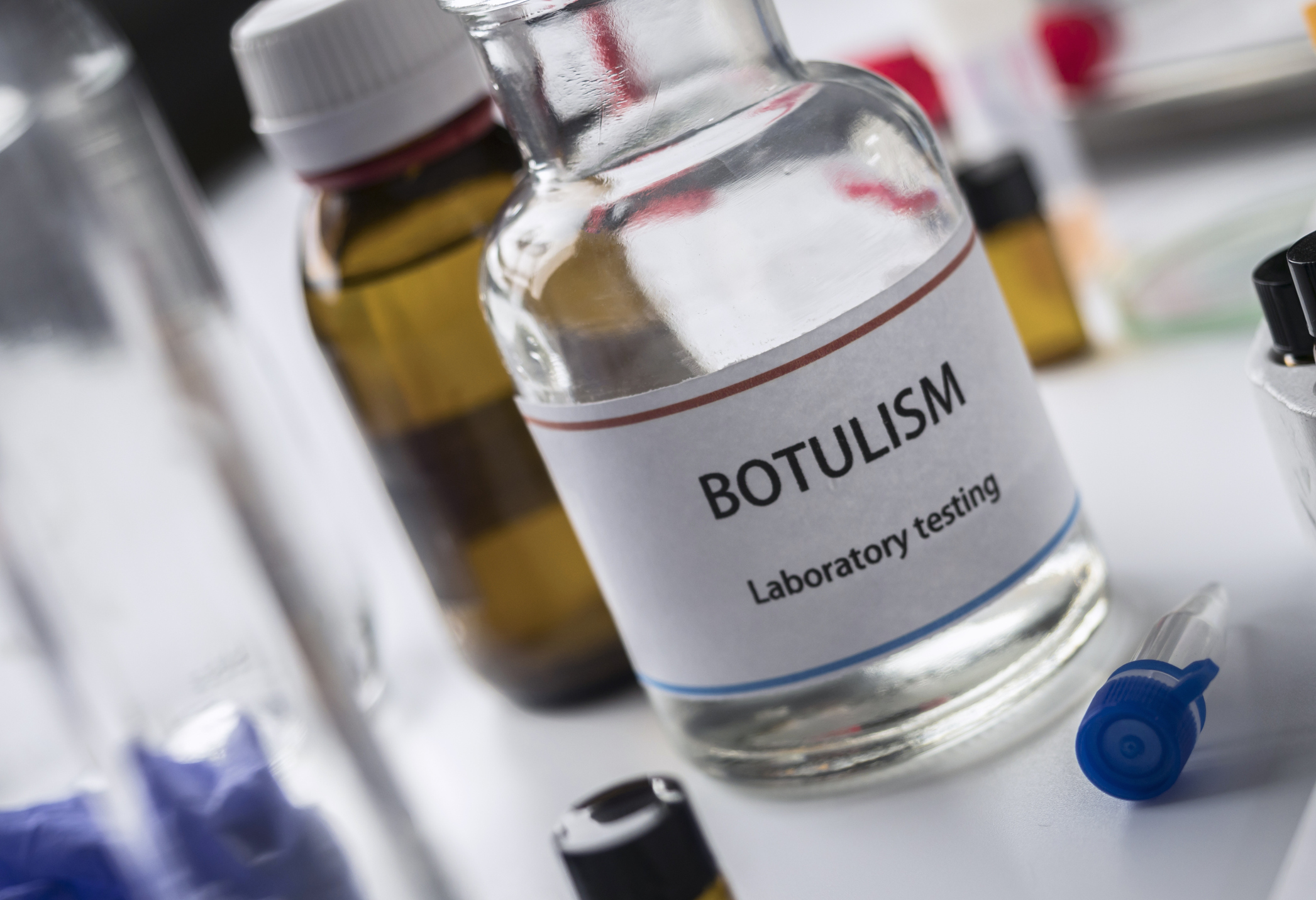 Focar de botulism la Moscova. Peste 120 de oameni au ajuns la spital după ce au comandat mâncare acasă
