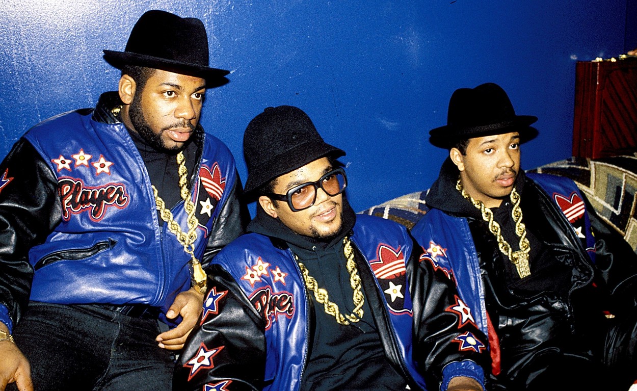 Uciderea lui Jam Master Jay. Fondatorul Run-DMC a murit în studioul său, executat de un membru al familiei