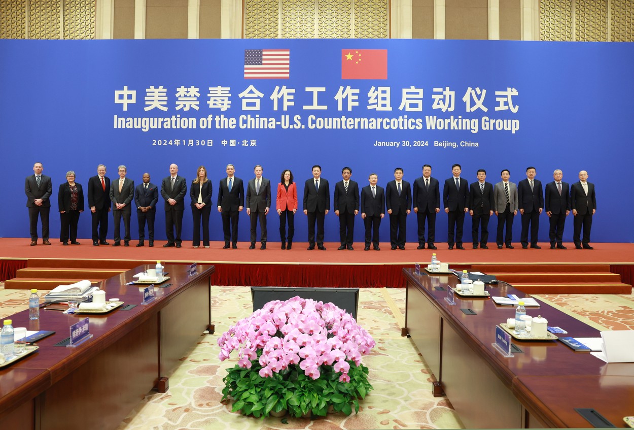 China și SUA vor lucra împreună pentru combaterea fentanilului. Beijingul speră la o „energie pozitivă”