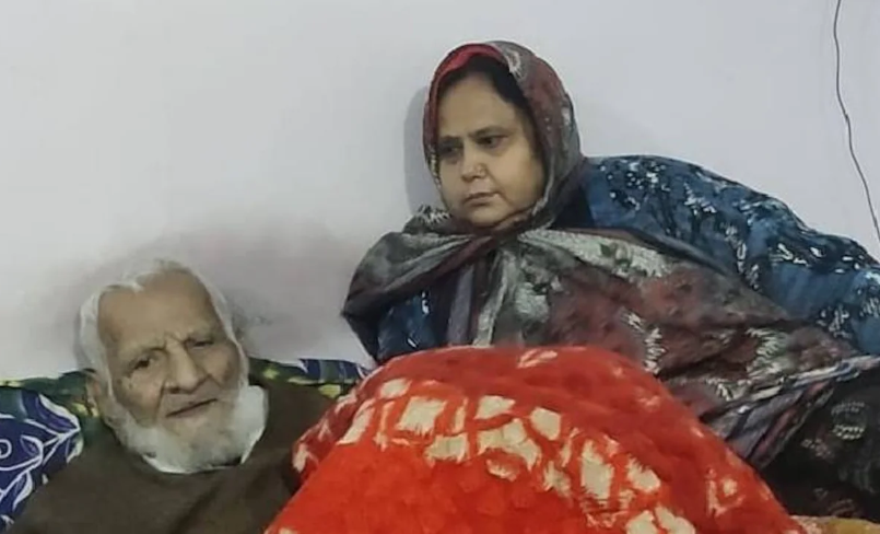 Un indian de 103 ani s-a căsătorit pentru a treia oară cu o femeie de 49 de ani. Primele două soții au murit de bătrânețe