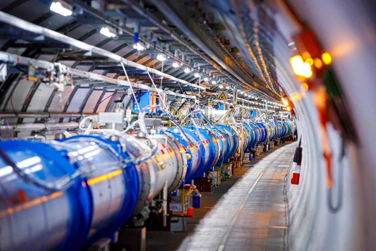 Cercetătorii de la CERN vor un nou accelerator de particule pentru a descoperi restul de 95% din Univers