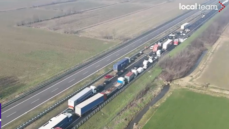 Doi morți într-un carambol cu 100 de mașini pe o autostradă din Italia. Misiunea de salvare a durat mai multe ore