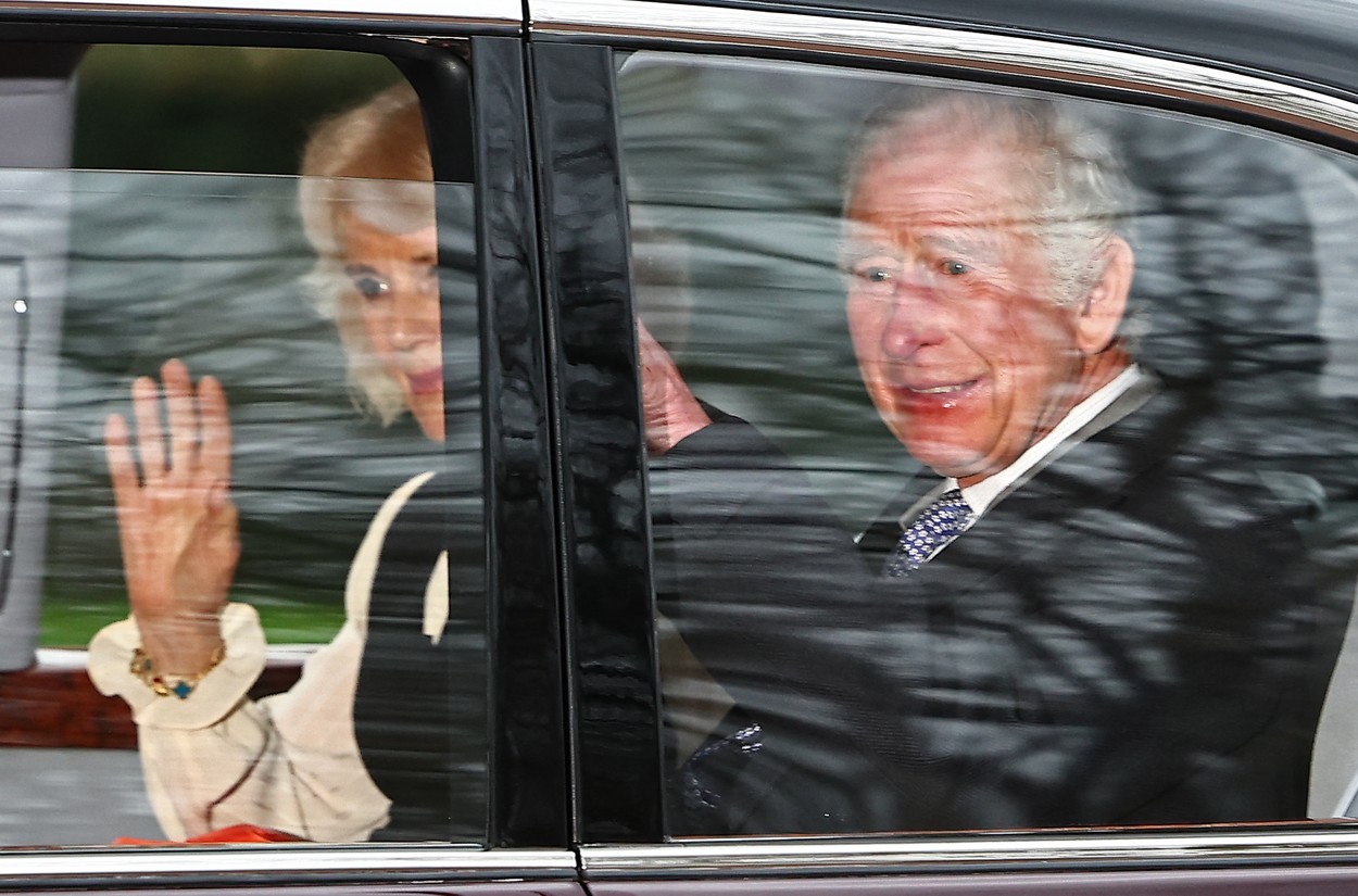 Prima fotografie cu regele Charles după diagnosticul de cancer. Prințul Harry a ajuns la Londra pentru a-și vedea tatăl