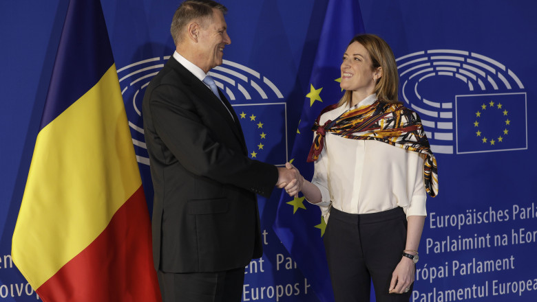 Roberta Metsola și Klaus Iohannis, la Strasbourg.