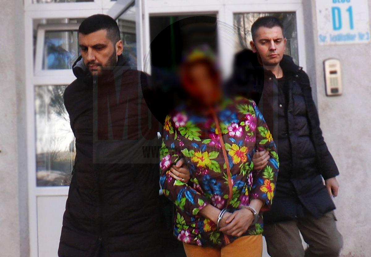 Femeia din Galați care și-a ucis în chinuri fetița de 9 ani le-a bătut și pe celelalte două fiice ale ei. A fost arestată preventiv