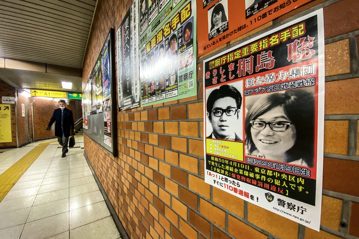 Un muncitor în construcții a mărturisit că era unul dintre cei mai căutați criminali din Japonia. Testele ADN i-au confirmat povestea