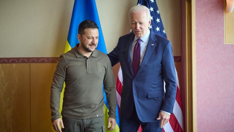 Washington Post: Zelenski l-a anunțat pe Biden că îl dă afară pe șeful armatei Ucrainei, Valeri Zalujnîi