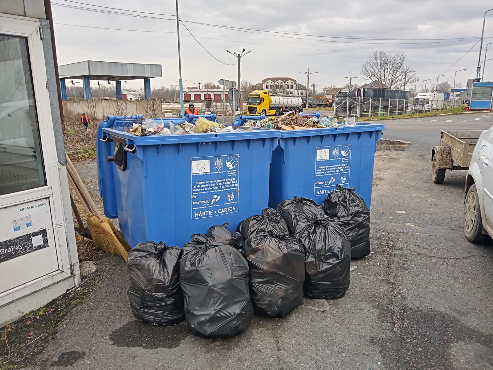 Cantitatea de deșeuri introduse ilegal în țară s-a dublat în primele șapte luni față de 2023. Pe unde intră gunoaiele în România