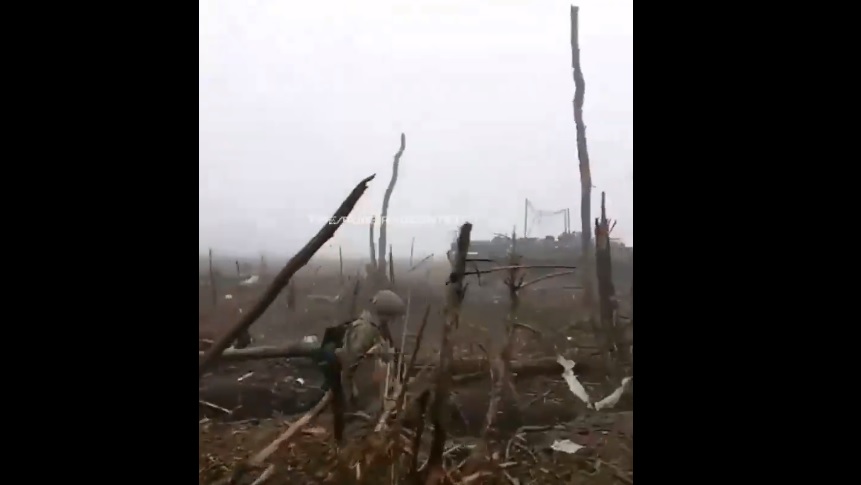 Imagini dramatice filmate de ruși pe front, în apropiere de Avdiivka: „Sunt cadavre peste tot. Sunt toate ale noastre”