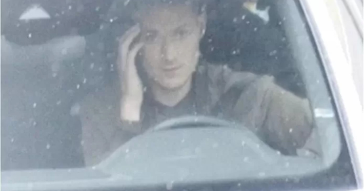 Un șofer olandez a fost amendat după ce o cameră cu inteligență artificială a interpretat greșit gestul pe care l-a făcut cu mâna