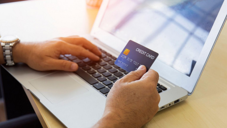 Cumpărături, dar și capcane: Paștele devine terenul preferat al escrocilor cibernetici. Fraude online în creștere cu 90%