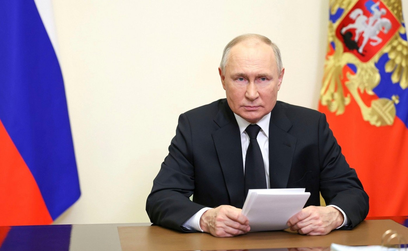 Putin invocă „vremurile dificile” pentru a-i scoate pe ruşi la vot