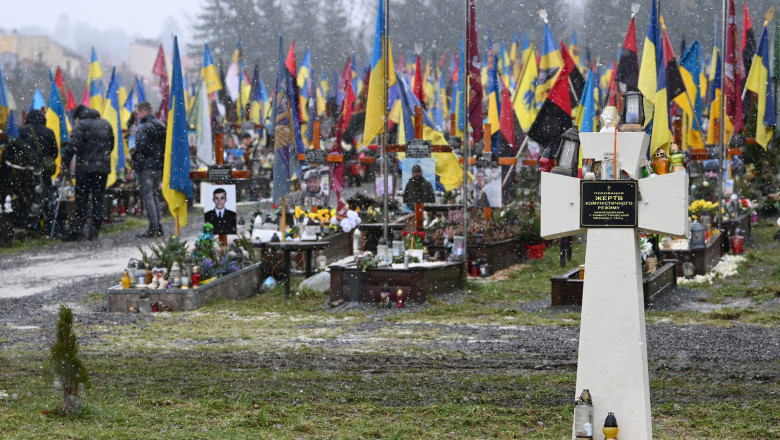cimitir in ucraina