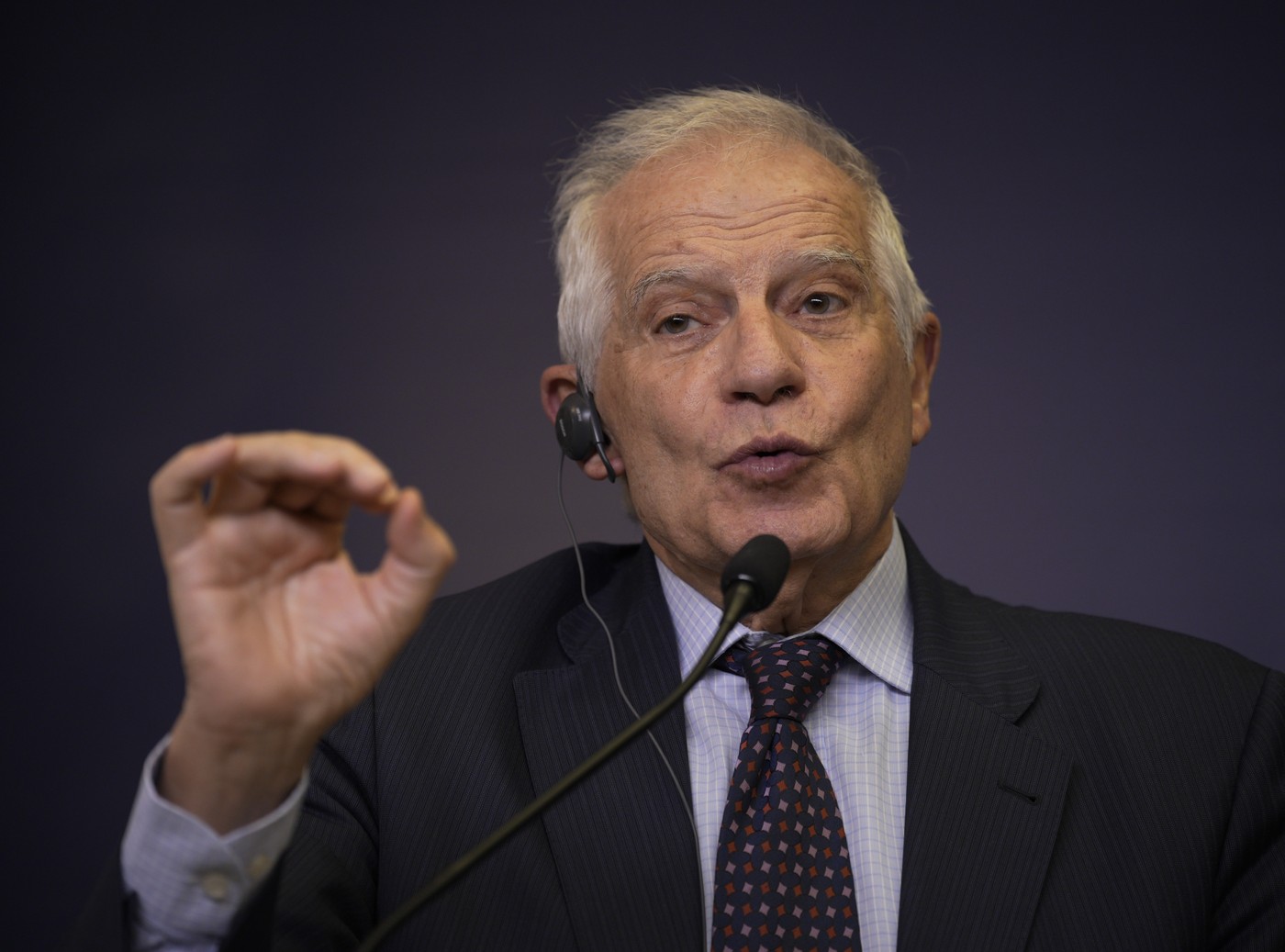 Borrell îndeamnă SUA să livreze mai puţine arme Israelului: „Să prevenim uciderea oamenilor. Unde să meargă palestinienii? Pe Lună?”