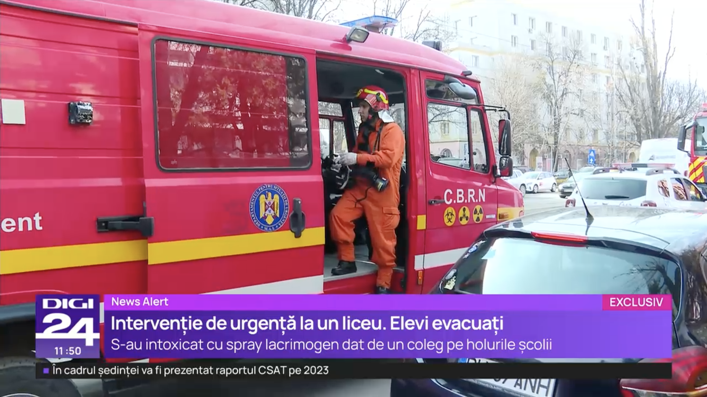 Mai mulți elevi de la un liceu din Bucureşti au ajuns la spital, după ce un coleg a dat cu spray lacrimogen în școală