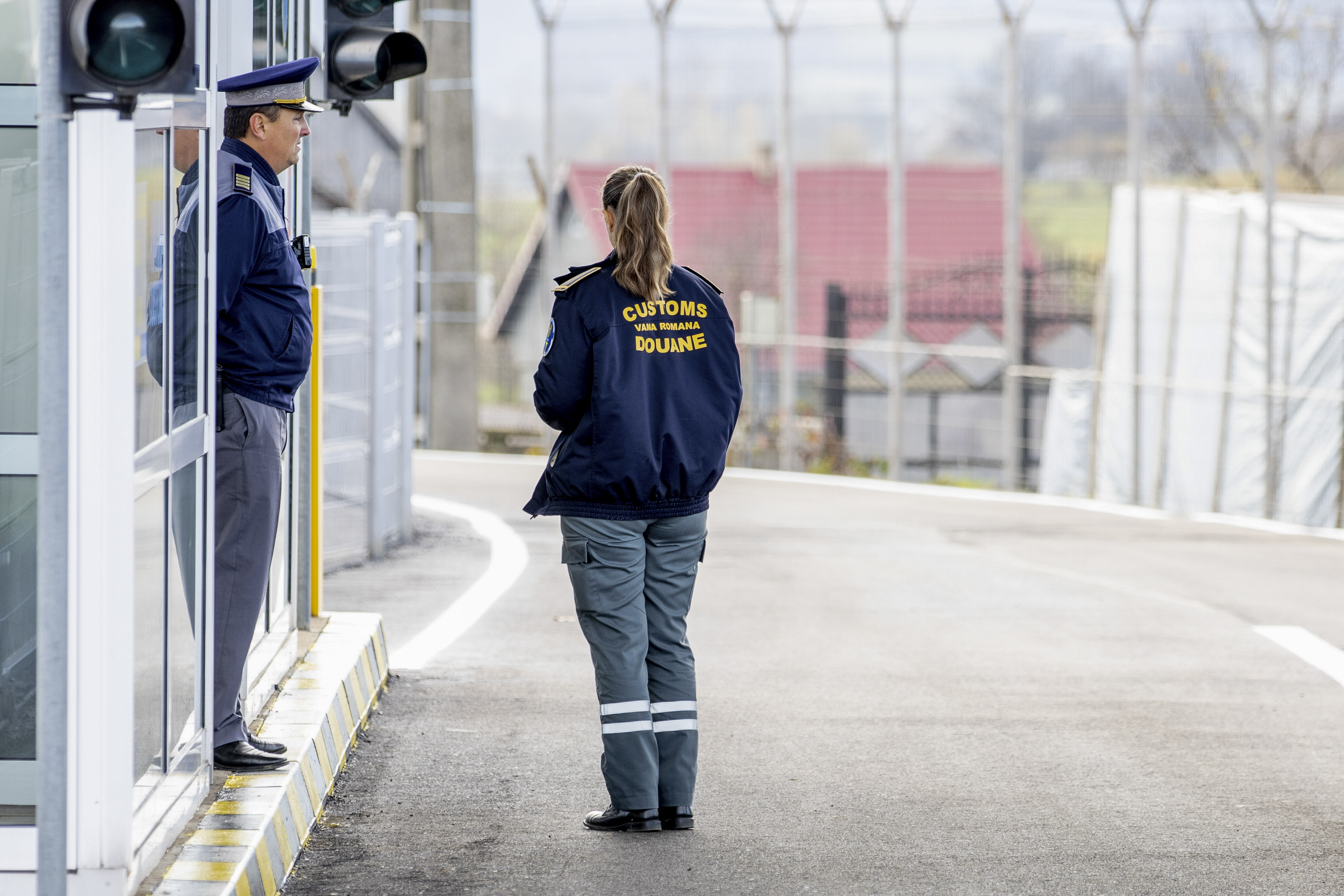 Bărbații ucraineni cu vârste între 18 și 60 de ani nu mai au voie să se apropie de frontiera cu România