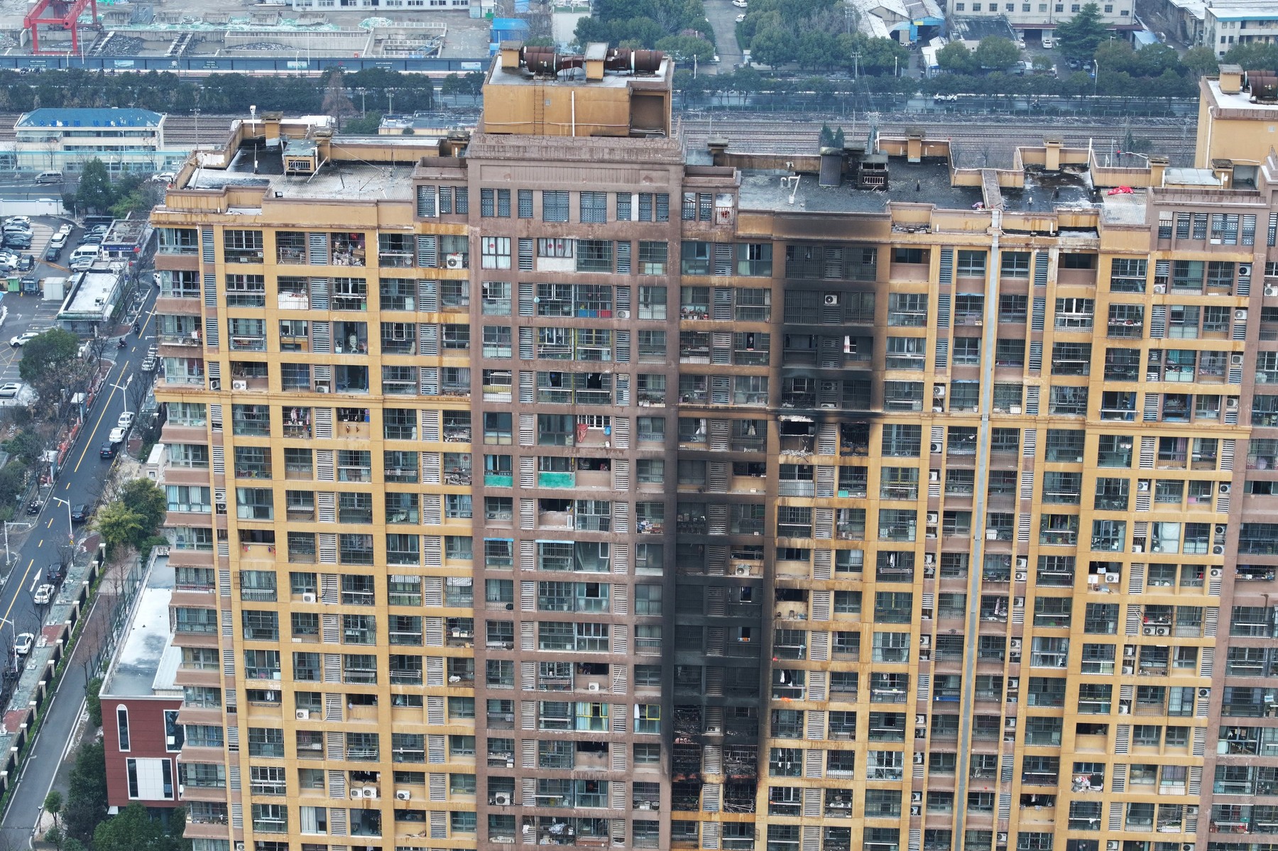 Incendiu devastator în China, pornit de la o bicicletă electrică. Cel puțin 15 morți și 44 de răniți
