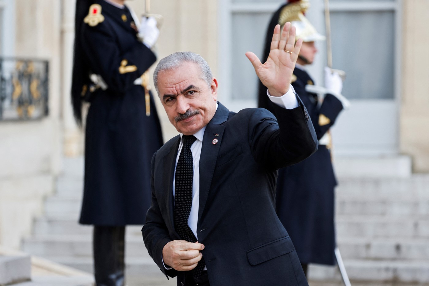 Guvernul palestinian din Cisiordania a demisionat. Fatah şi Hamas vor avea miercuri o întâlnire la Moscova