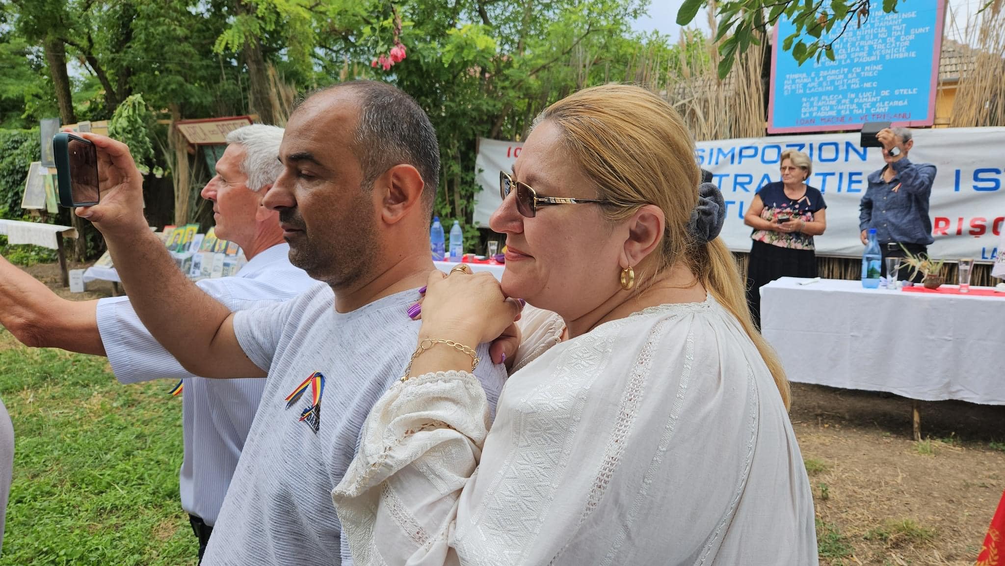 Silvestru Șoșoacă spune că soția sa e consiliată de „șeful MISA pe Europa” care ar fi și „agent Mossad”. „Diana era o simpatizantă USR”