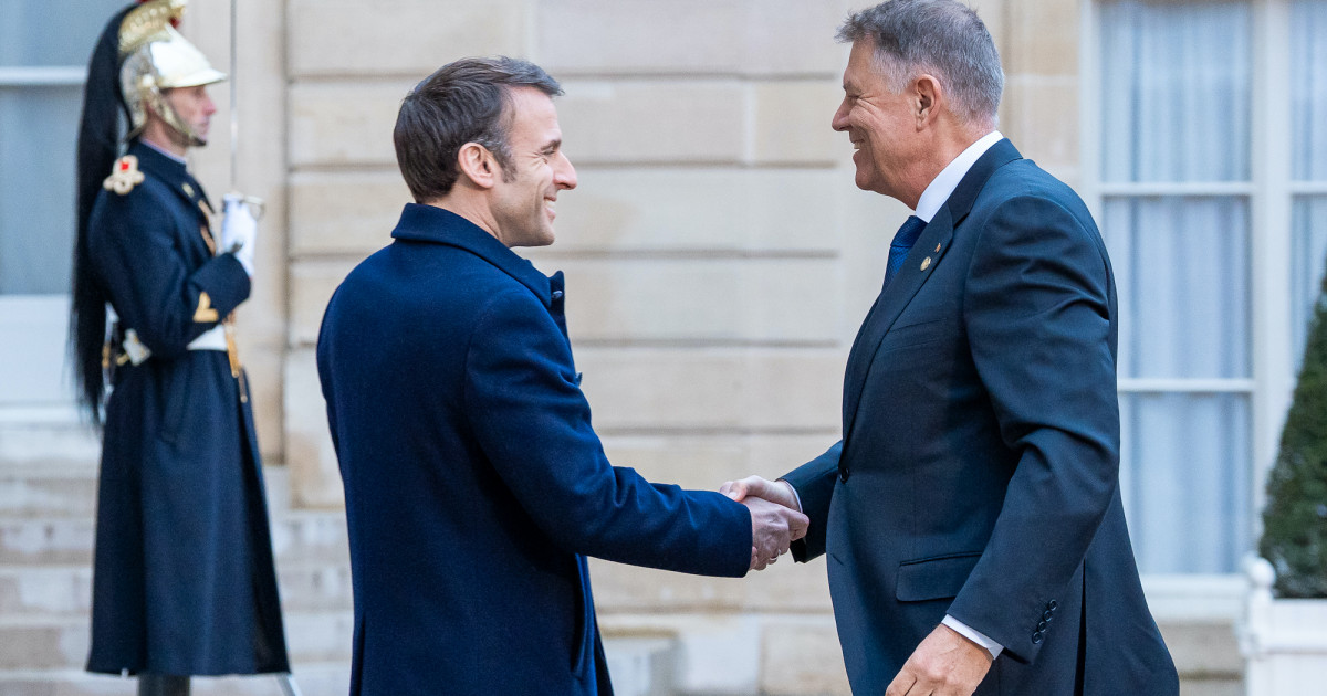 Klaus Iohannis a vorbit, la Paris, cu Emmanuel Macron, despre susţinerea Ucrainei şi situaţia de la Marea Neagră|EpicNews
