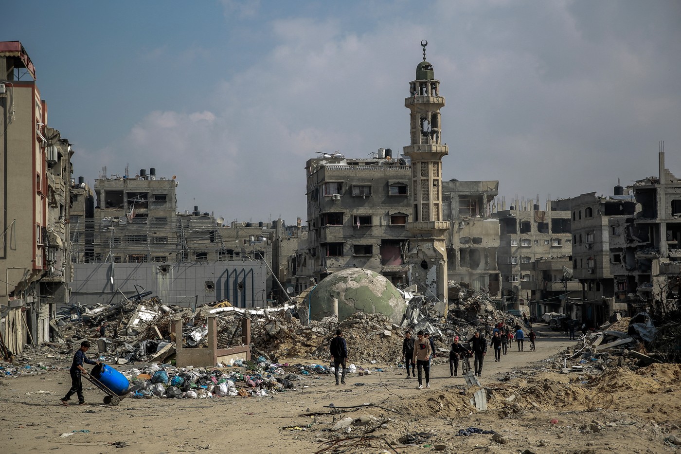 Israelul a atacat o tabără de refugiați din Gaza, lângă un spital, 11 palestinieni uciși. Noi discuții la Cairo pentru un armistițiu