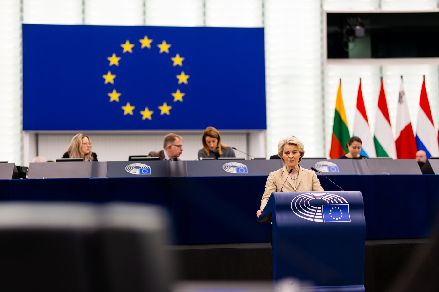 Comisia Europeană va propune achiziții militare comune, după modelul procedurii folosite în cazul vaccinurilor COVID-19