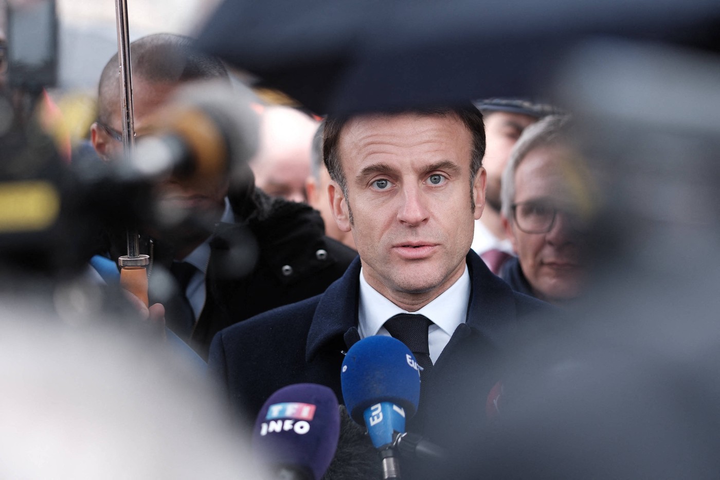 Cum se apără Macron, după declarațiile controversate despre trimiterea de trupe în Ucraina