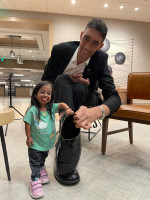 World's tallest man meets world's shortest woman in California