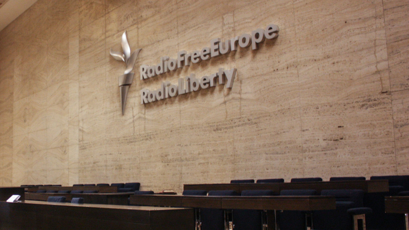 Rusia interzice postul Radio Europa Liberă/Radio Libertatea, finanţat de Statele Unite