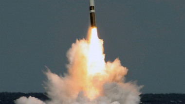 Rachetă Trident lansată în timpul unui test.