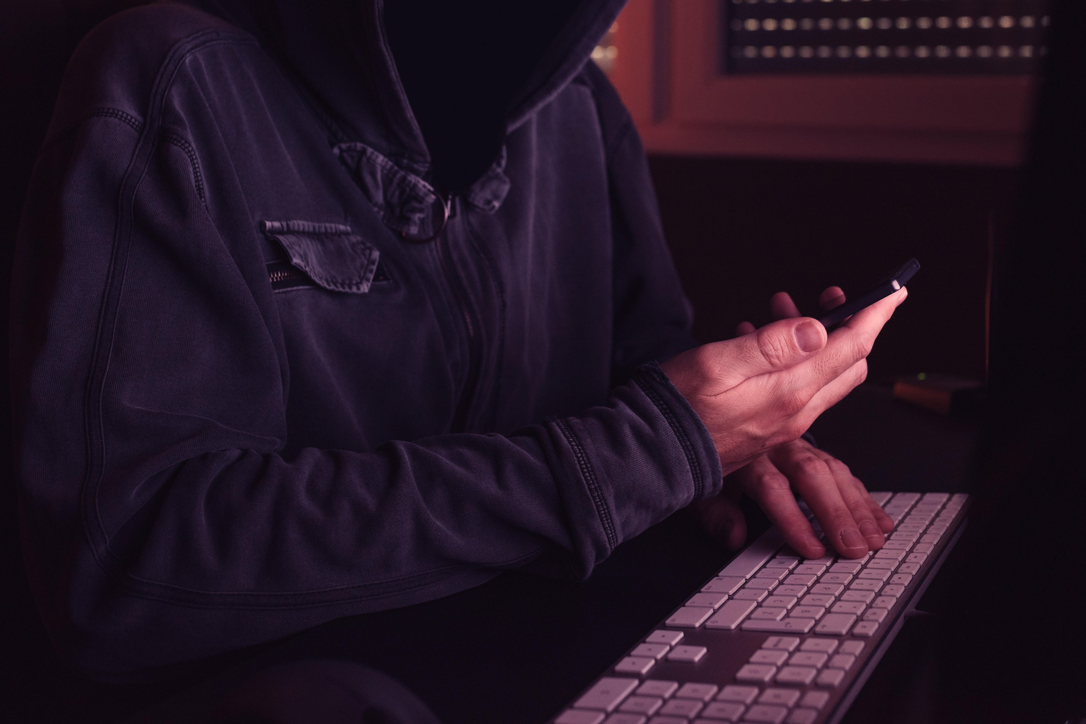 Spionaj în Parlamentul European. Un software de supraveghere a fost găsit pe telefoanele unor europarlamentari din comisia de Apărare