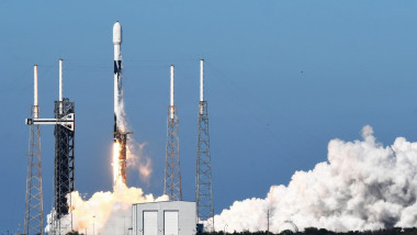 lansarea unei rachete a spacex