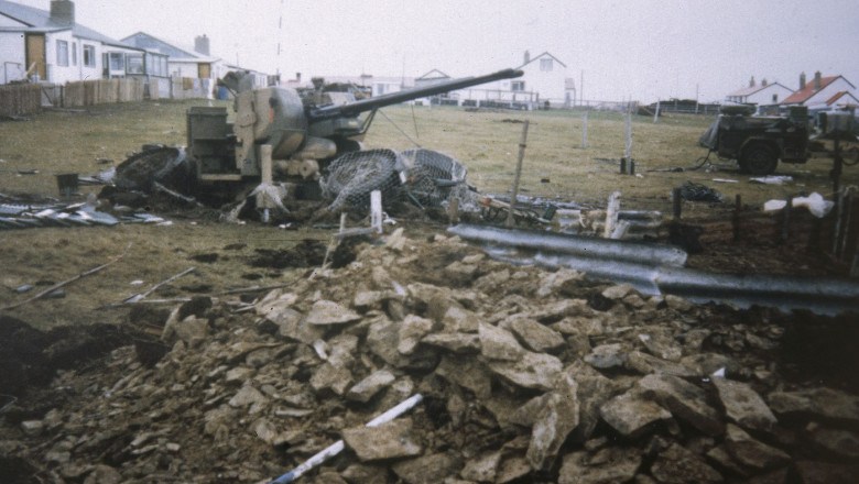 ANTI-AIRCRAFT GUN