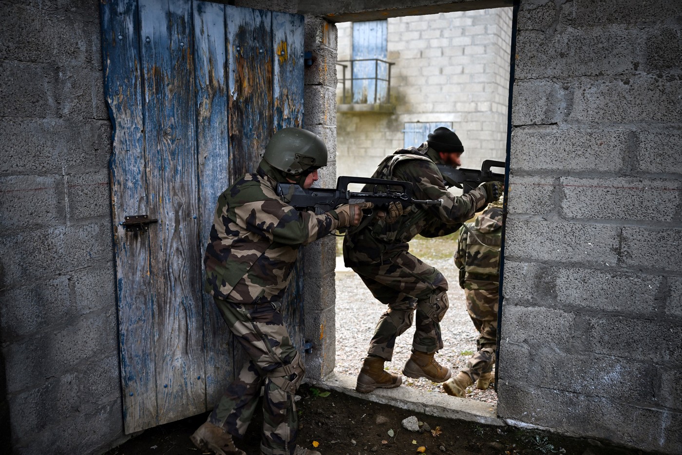 Franța a instruit peste 10.000 de militari ucraineni de la începutul invaziei Rusiei