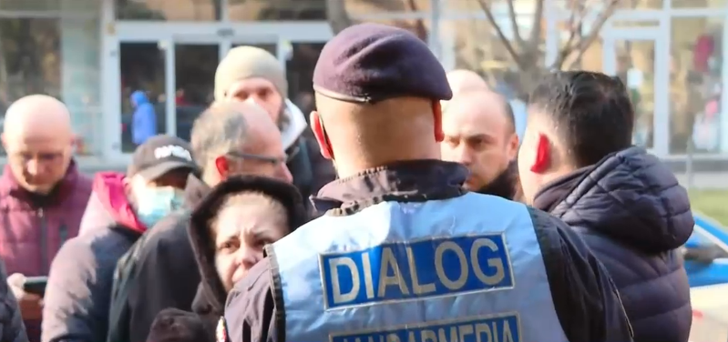 Mama băiatului violat face declarații cutremurătoare. Ea o acuză pe directoarea școlii că n-a sunat la Poliție: Mi-a zis că e vacanță