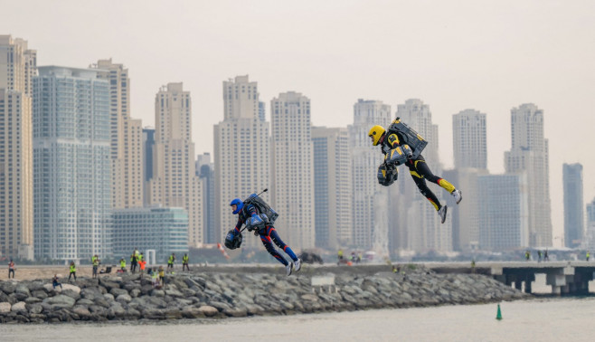 First jet suit race held in Dubai