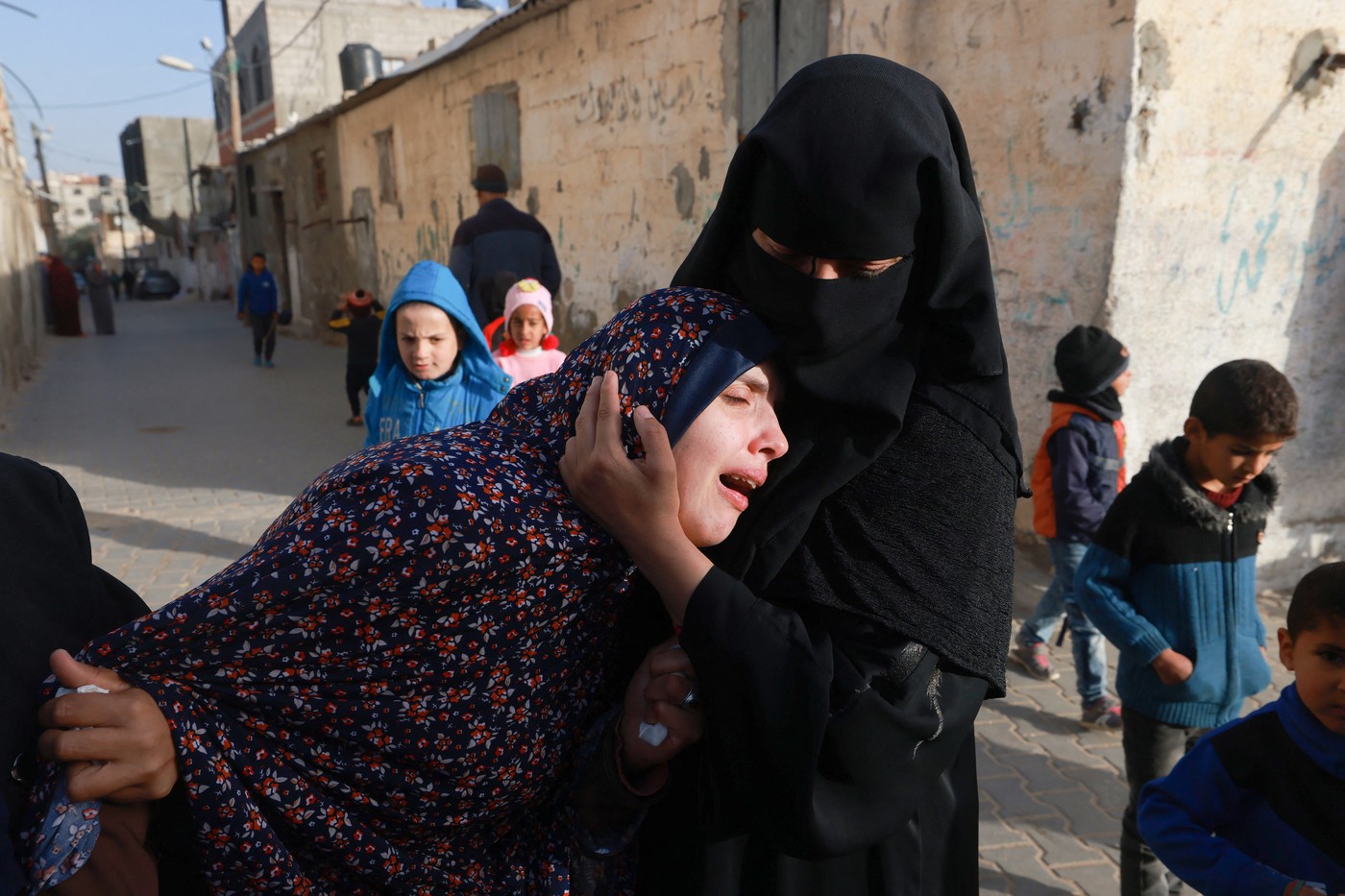 După 10 ani de încercări, o femeie palestiniană a avut gemeni. O lovitură israeliană i-a ucis pe amândoi sâmbătă seară