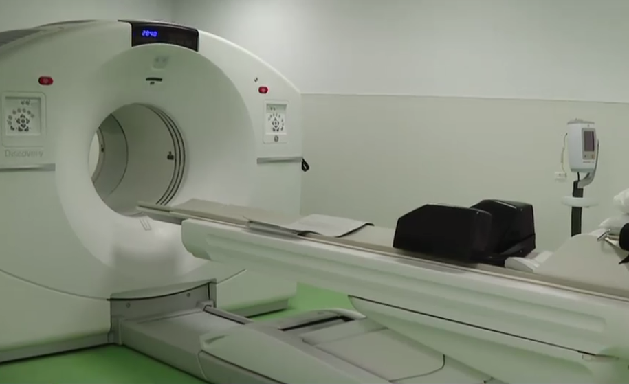 Situație revoltătoare: Accesul bolnavilor de cancer la aparatură de ultimă generație, blocat de peste un an la Institutul Oncologic