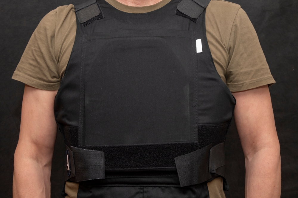 Poliţia suedeză vrea să le interzică civililor să poarte veste antiglonţ. Țara este cuprinsă de un război al bandelor criminale