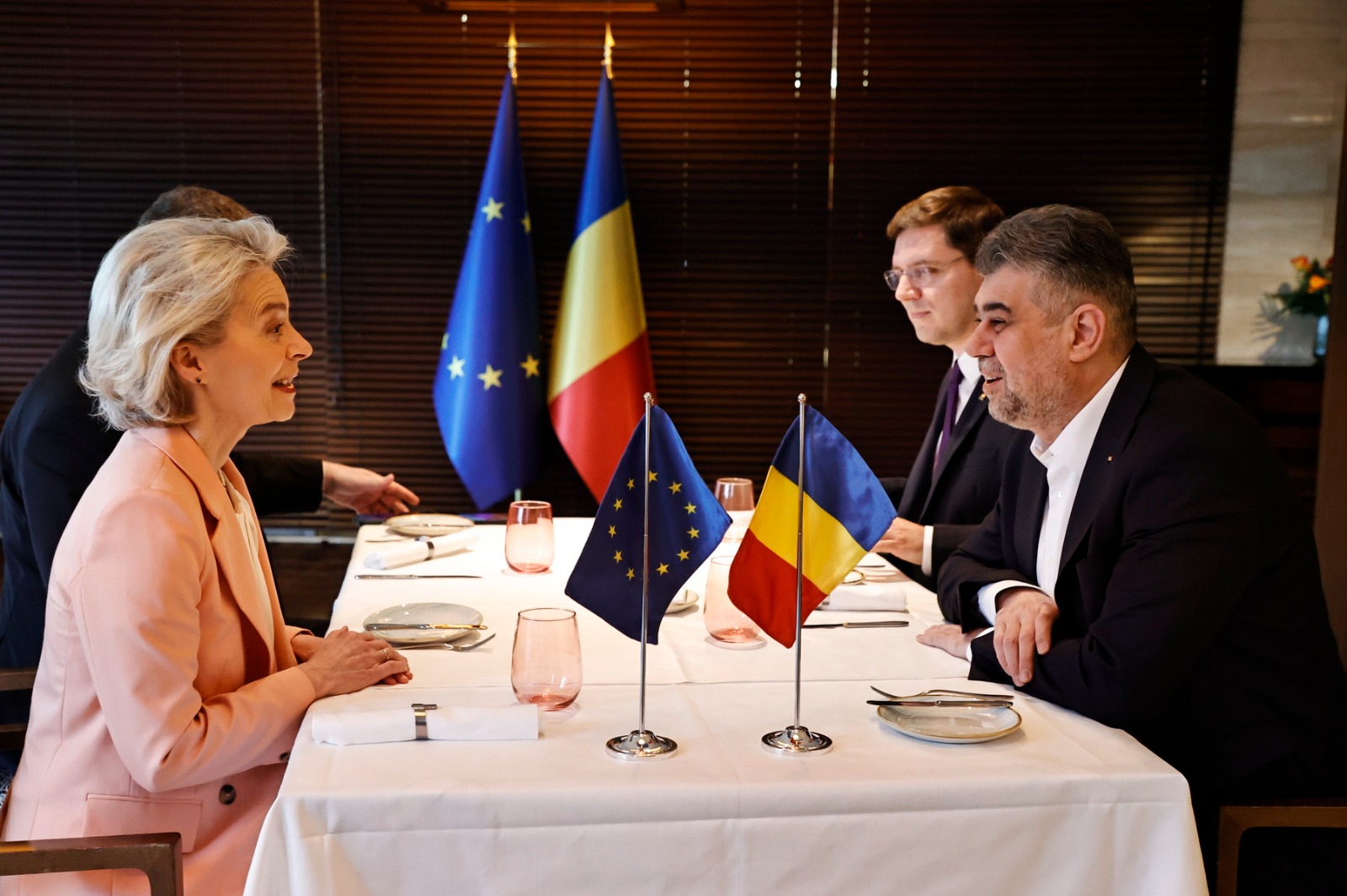 Marcel Ciolacu s-a întâlnit cu Ursula von der Leyen, venită la București pentru Congresul PPE