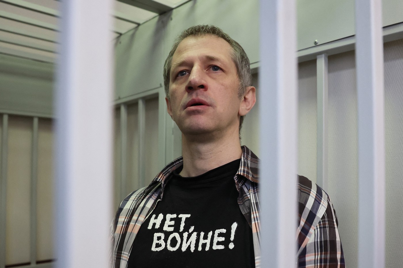 Un jurnalist rus a fost condamnat la 7 ani de închisoare pentru că a criticat războiul din Ucraina