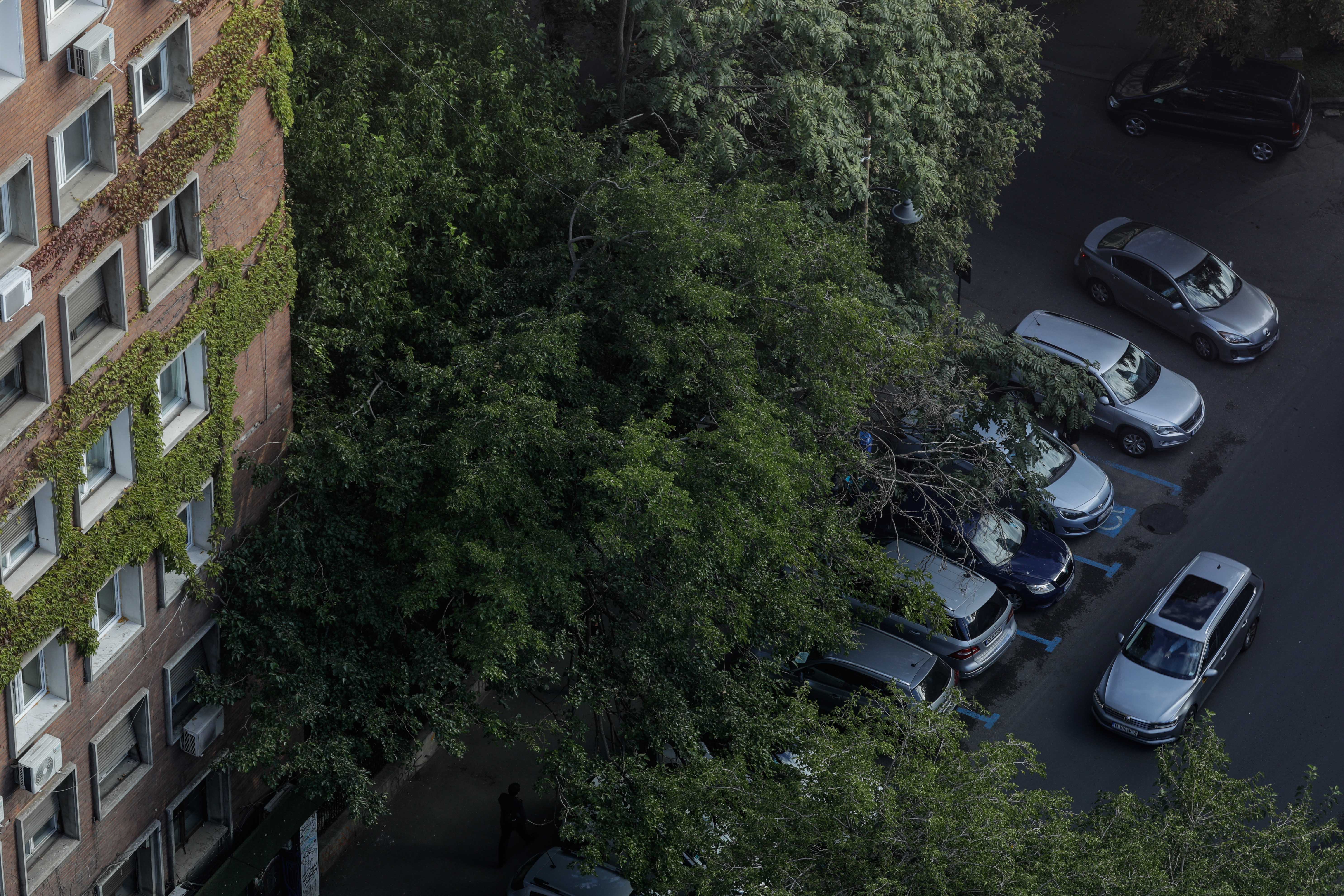 Nicușor Dan vrea ca Bucureștiul să aibă 90.000 de locuri de parcare cu taxă în zona centrală, „într-un an și jumătate”